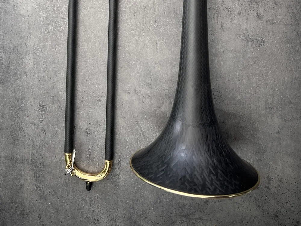 daCarbo trombone with a carbon outer slide